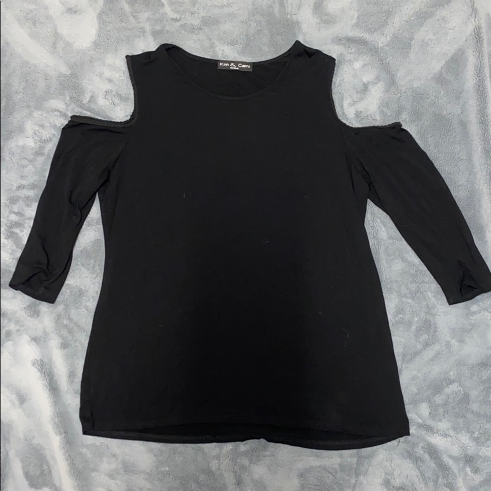 Open shoulder top